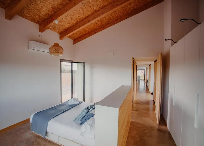 Feriehus Emporda Soul, Moderna Con Piscina